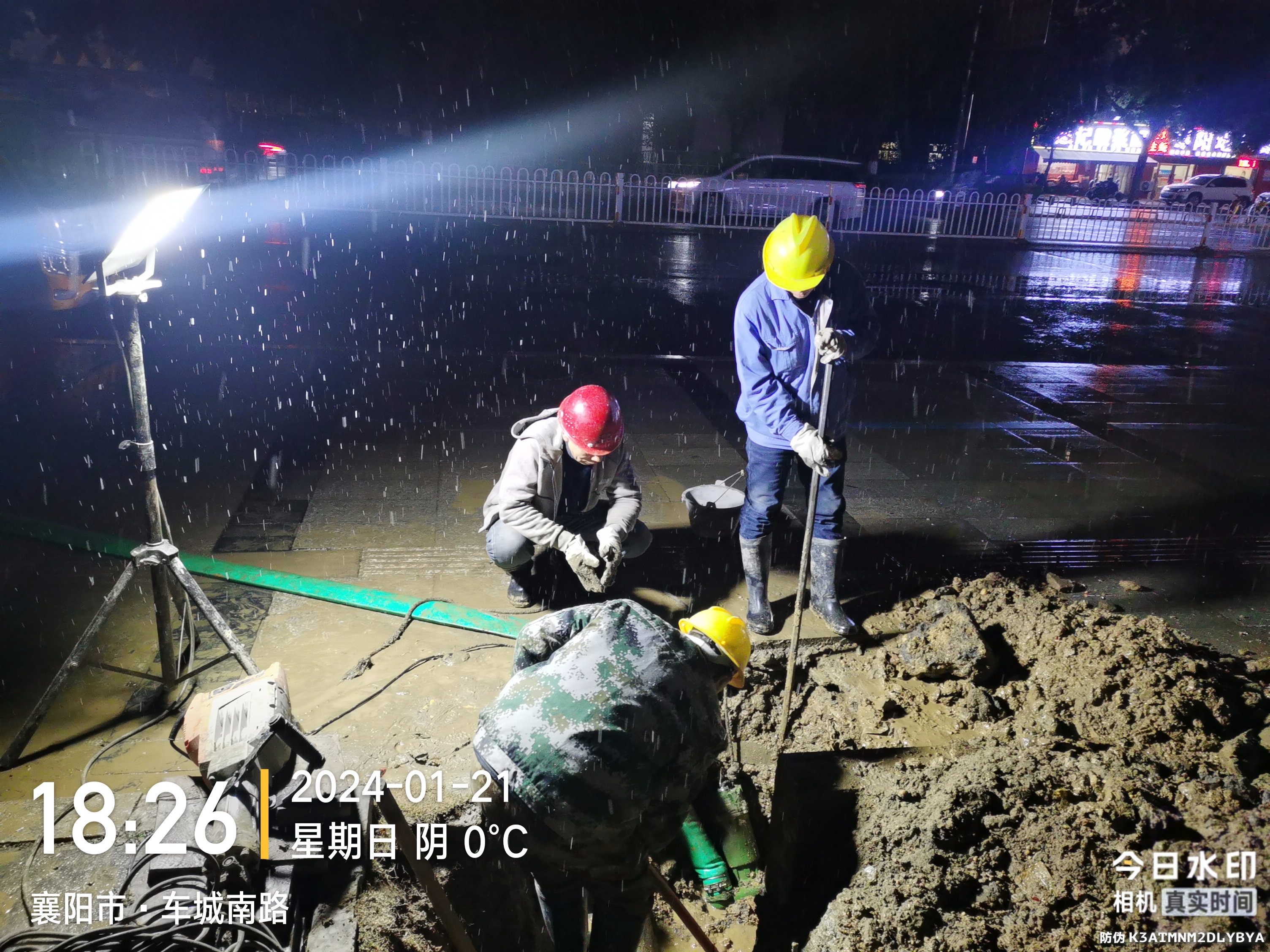 保障供水，樊城管網(wǎng)“凍”真格！